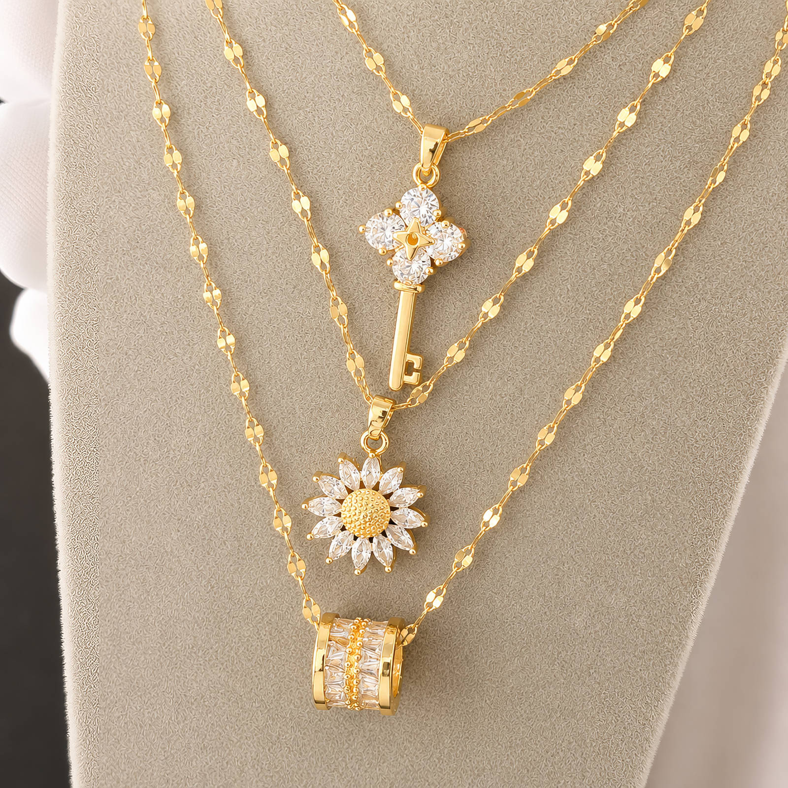 Xavelea Milana Necklace luxe Xavelea detailfoto